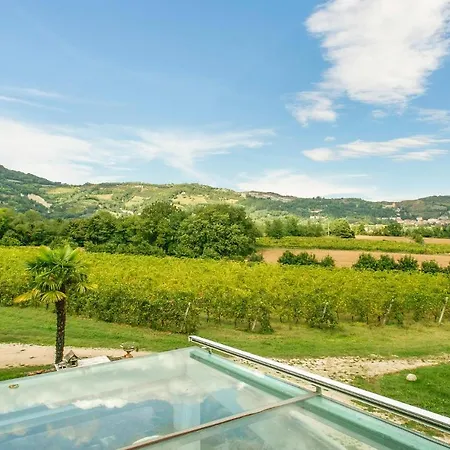 Amazing In W/ Outdoor Swimming Pool And 5 Bedrooms Feriehus *